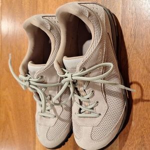 Asolo womens hiking shoes